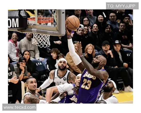 精彩对决NBA直播雄鹿对阵湖人全场回顾与精彩瞬间分析